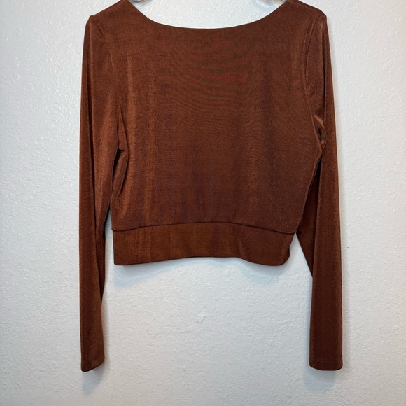 BP. Long Sleeve Copper Brown Shimmer Crop Top Size Large - Picture 4 of 4